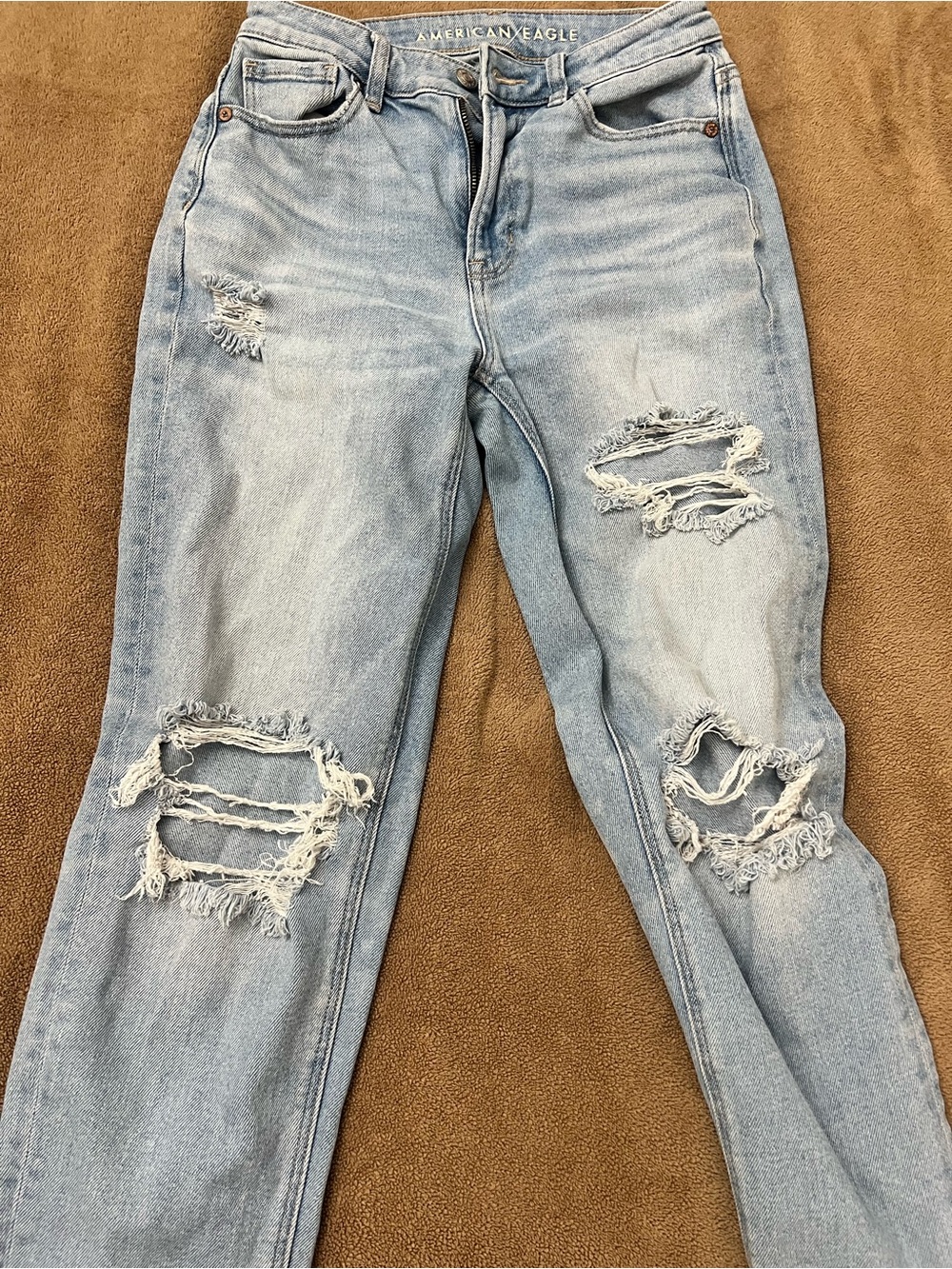 American Eagle Outfitters Light Blue Distressed Boyfriend Jeans